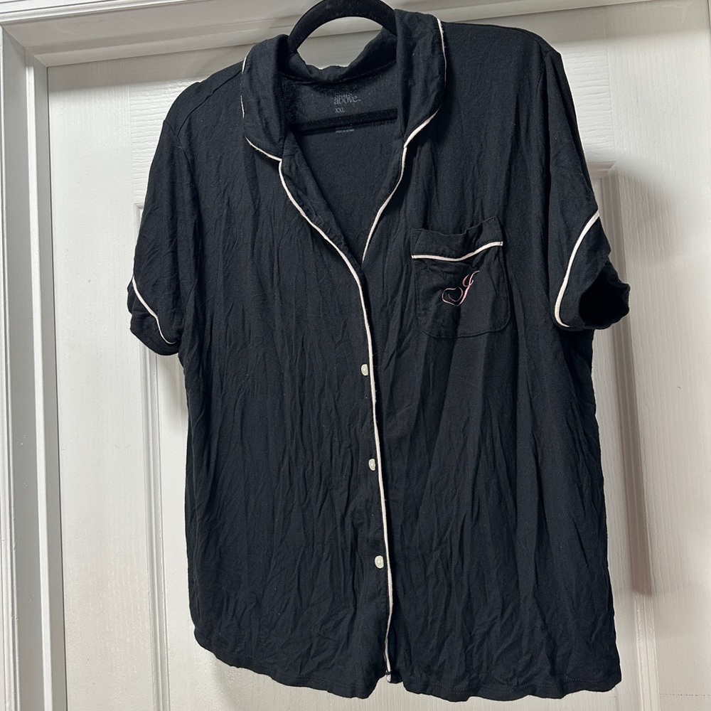 J monogrammed button up lounge shirt